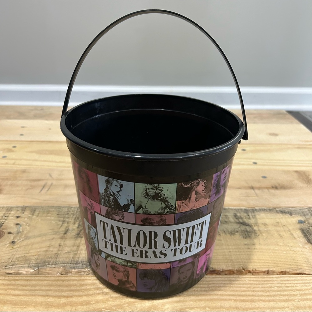 TAYLOR SWIFT 🍿 THE ERAS TOUR MOVIE POPCORN BUCKET - CINEMARK EXCLUSIVE